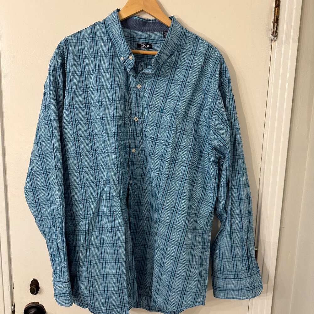 Izod Men's Button Down Shirt